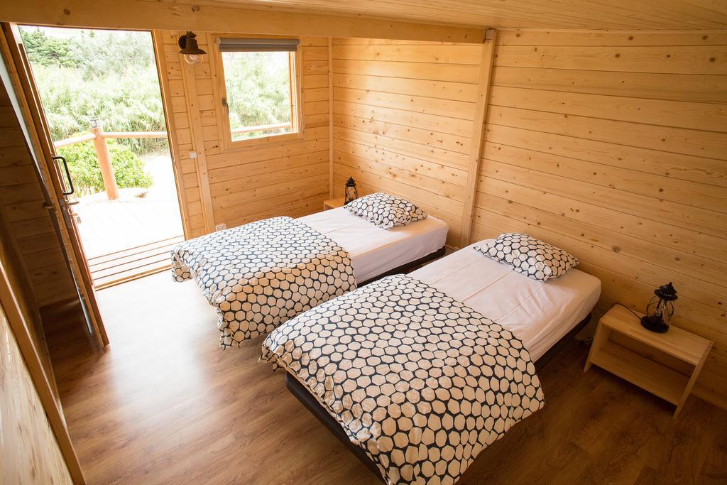 Good Feeling Hostel & Guest House Raposeira  Kültér fotó