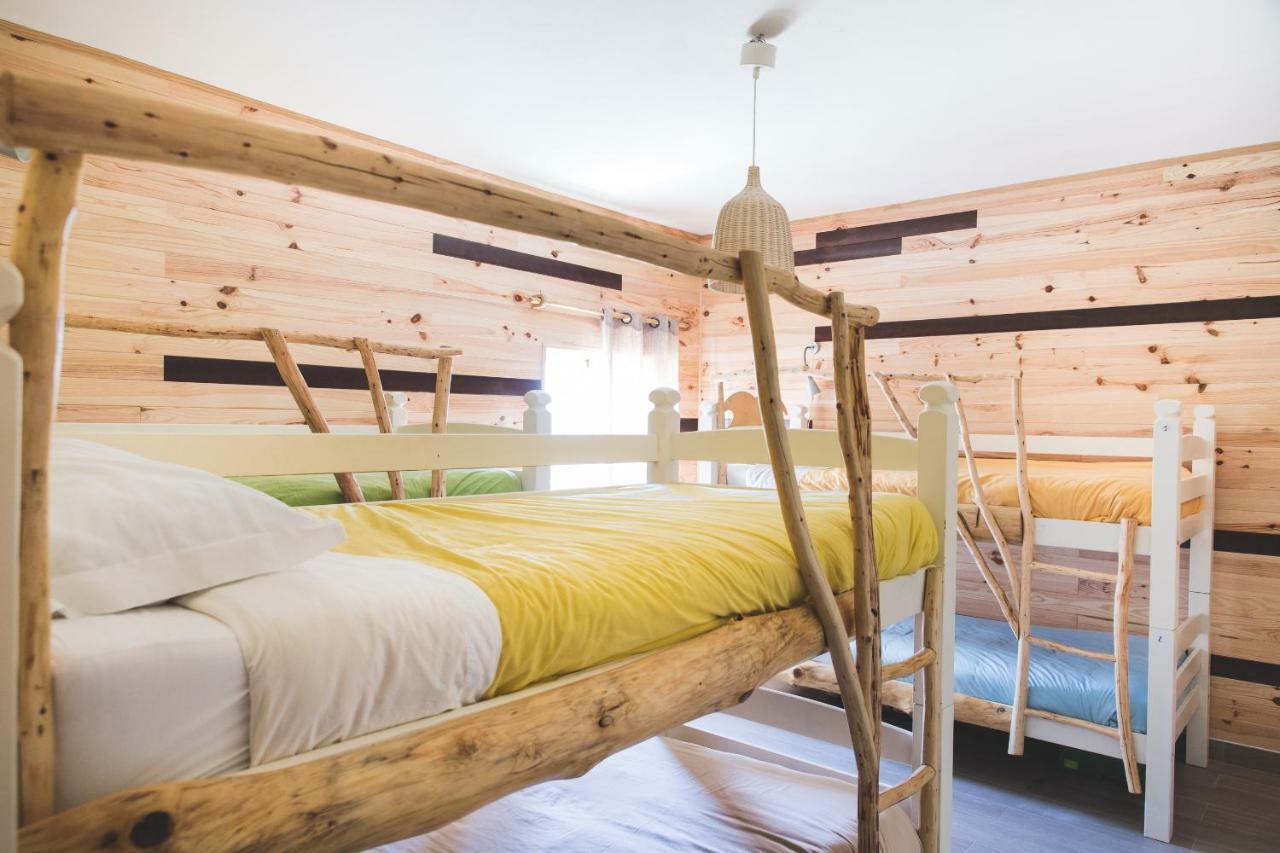 Good Feeling Hostel & Guest House Raposeira  Kültér fotó